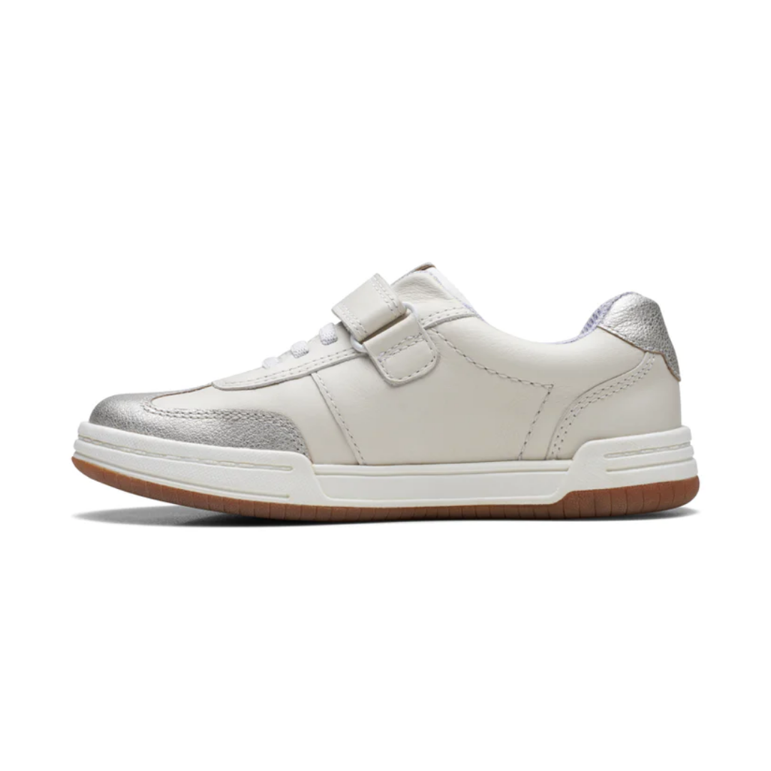 White on sale trainers clarks