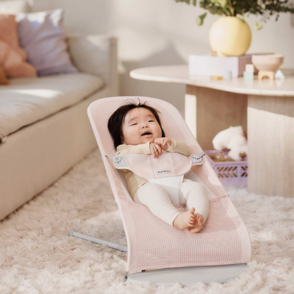 BABYBJÖRN Baby Bouncer Balance Soft | Pearly Pink Mesh | Grey Frame
