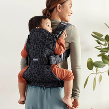 Load image into Gallery viewer, BABYBJÖRN Baby Carrier One Air Mesh 3D | Anthracite Leopard
