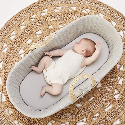 The Little Green Sheep Knitted Moses Basket & Mattress | Dove