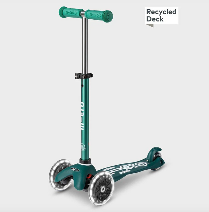 Micro Scooter Mini Deluxe ECO LED Scooter – Green
