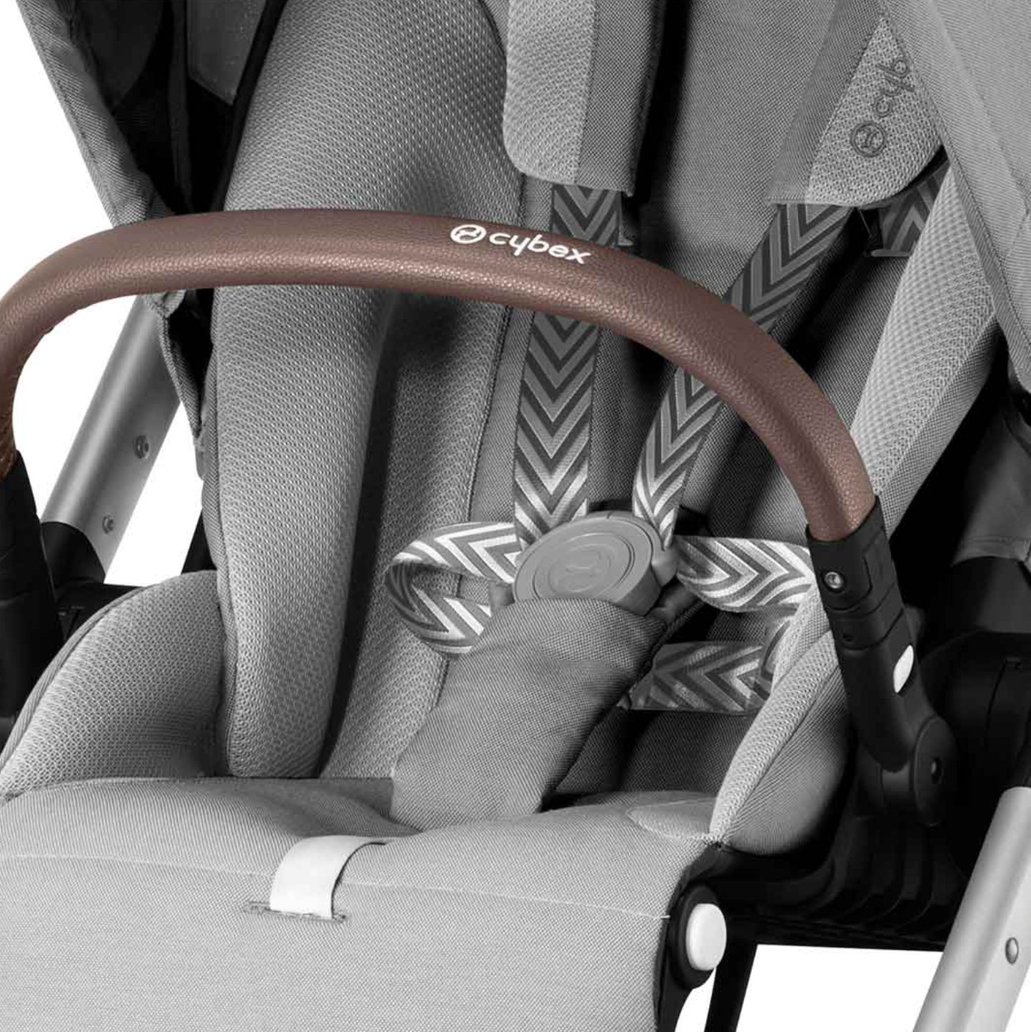 Cybex Balios Luxury Bundle with Cloud T Car Seat - Lava Grey/Silver (2023)
