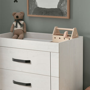 Silver Cross Alnmouth Dresser / Changer with Dresser Top Detail in Lifestyle Image